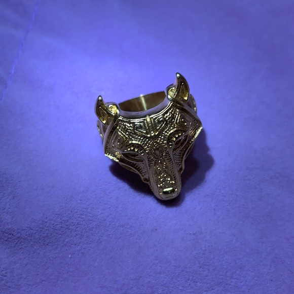 Celtic wolf ring - Picture 2 of 3